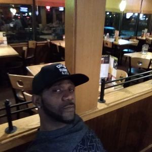 Meet your Posher, Troy